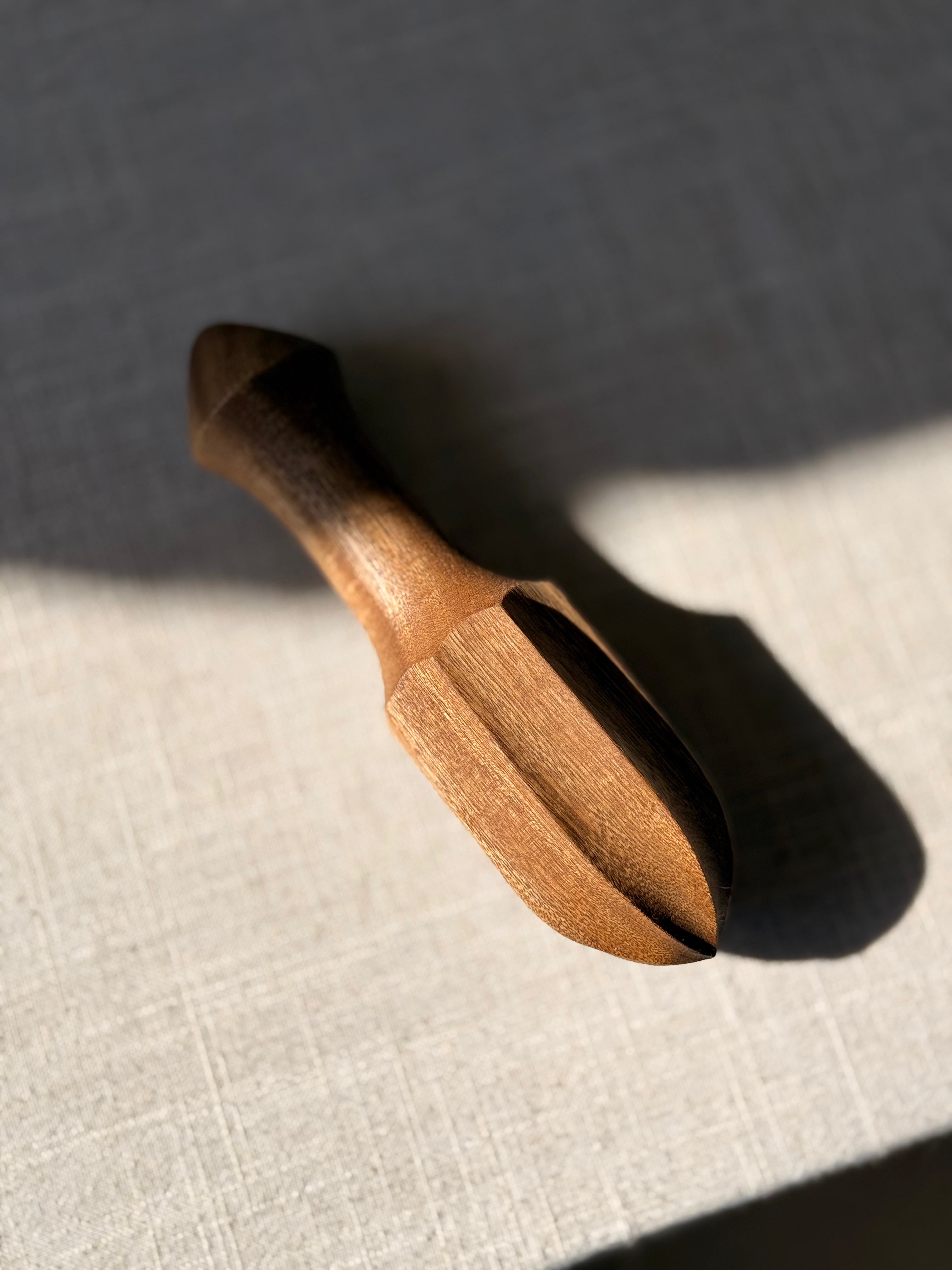 Handheld Citrus Reamer